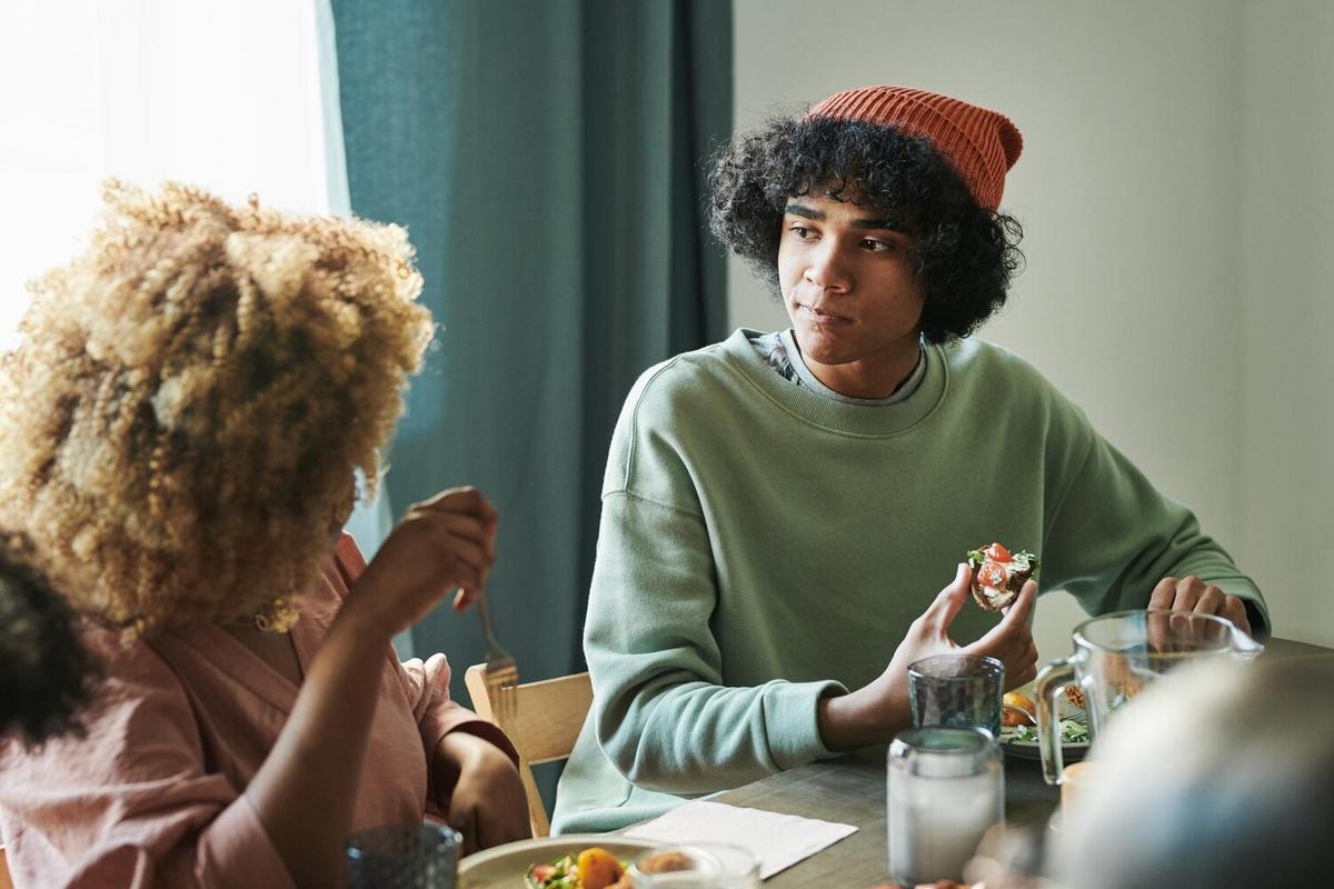 Mindful Eating: Transforming Your Relationship with Food