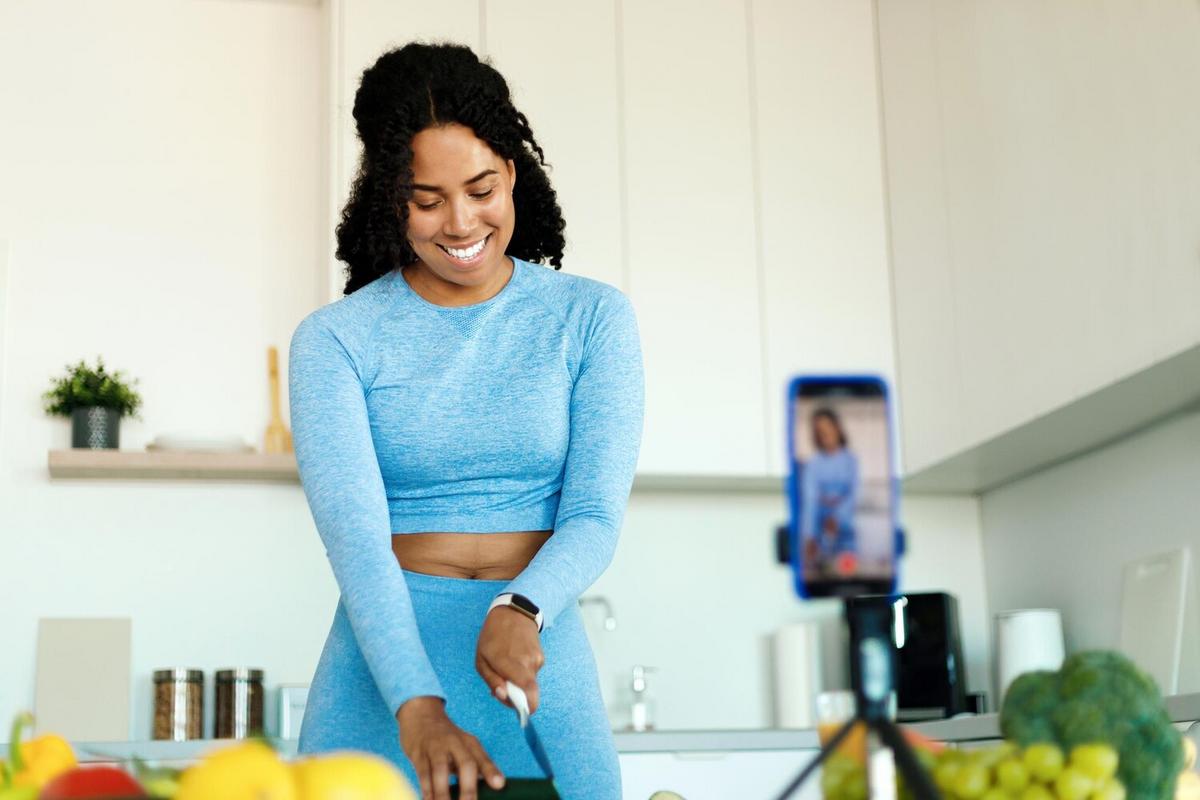 Nutrigenomics: Understanding the Connection Between Genes and Diet