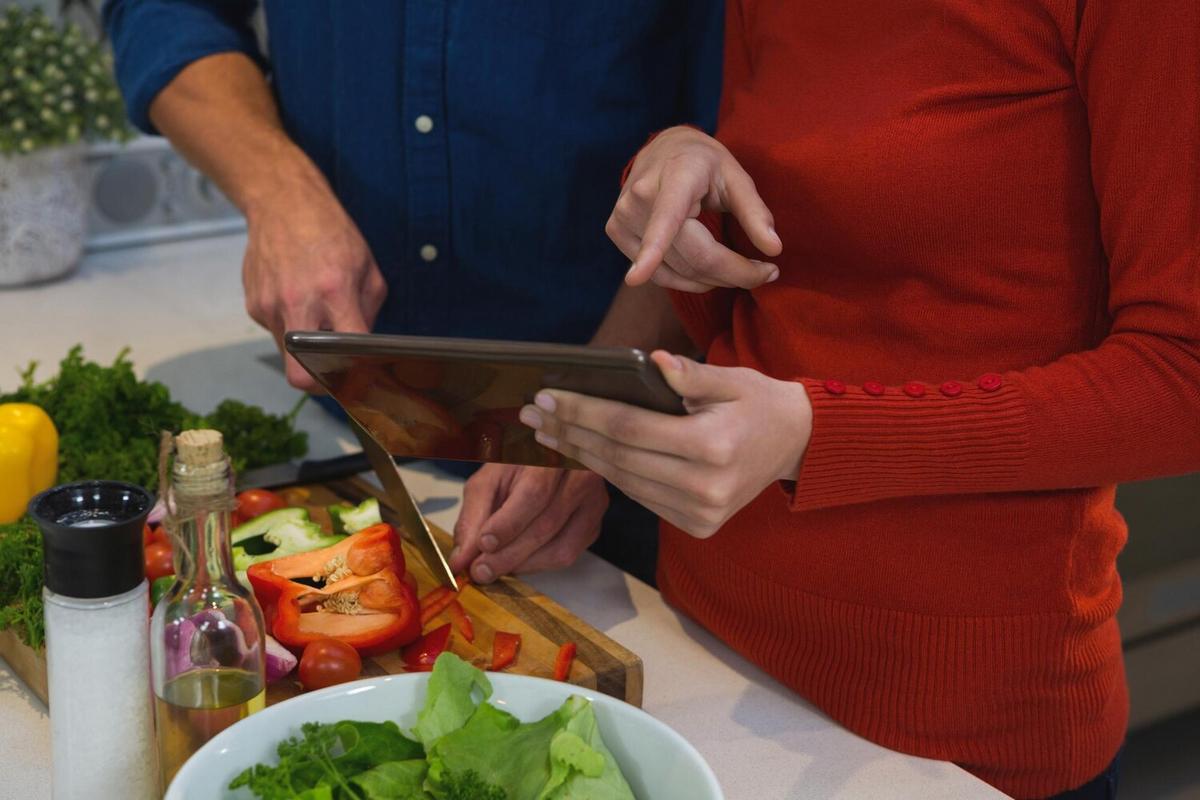 How Digital Tools Are Changing the Way We Eat